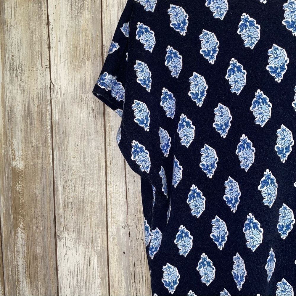 J. Jill Wearever Navy & Blue Floral Blouse - Picture 2 of 4